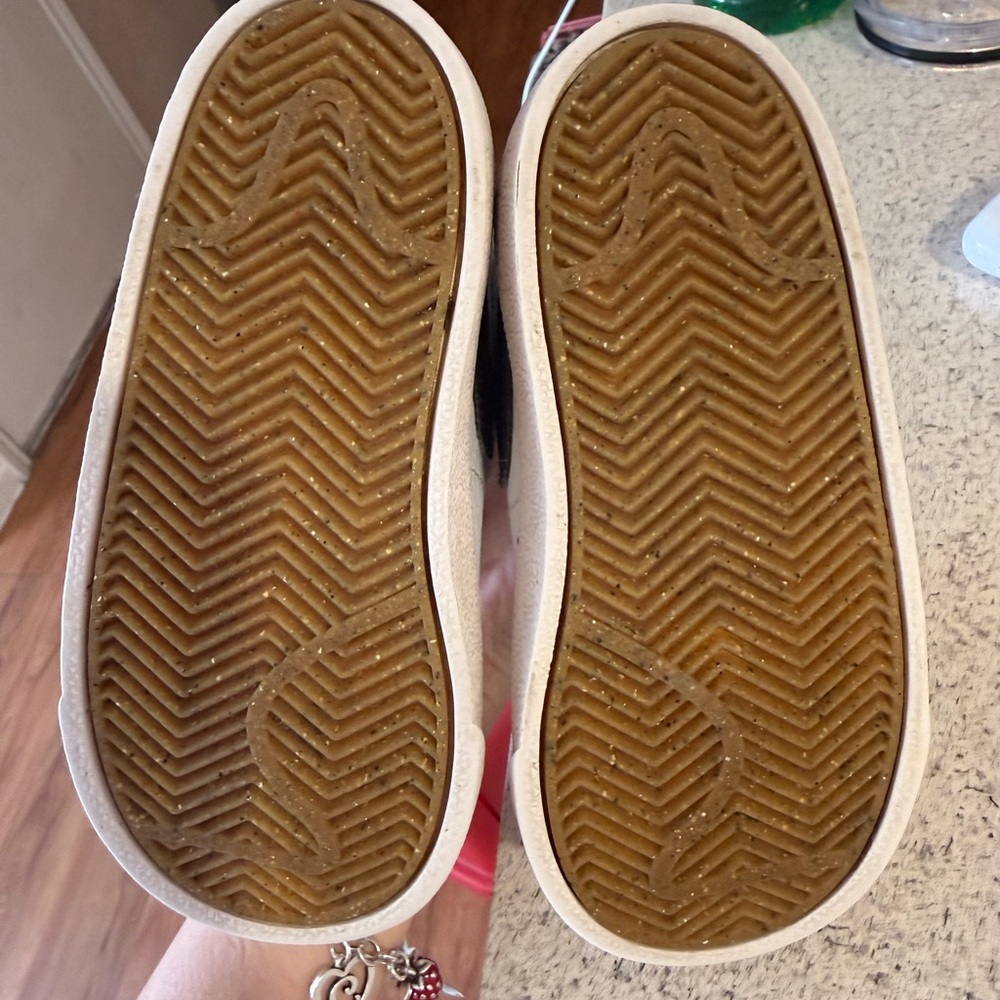 Nike Kids White and Tan Sneakers